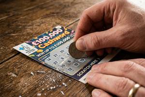 Instant Cash Scratchcard lottery game